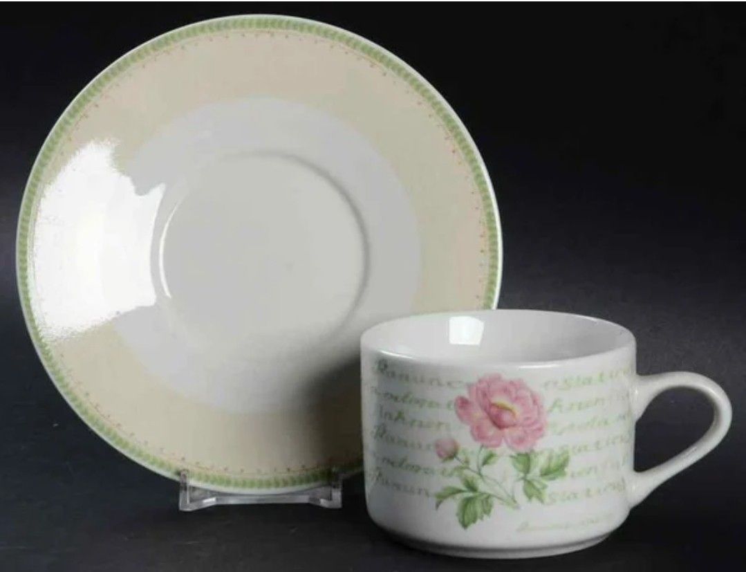 New Unused Vintage Farberware Dinner Set 20 Pieces Dinnerware Dishes Cups Bowls Plates Carolina Pattern Kitchen & Dining