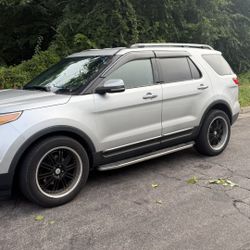 2013 Ford Explorer