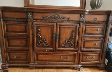 FREE Dresser