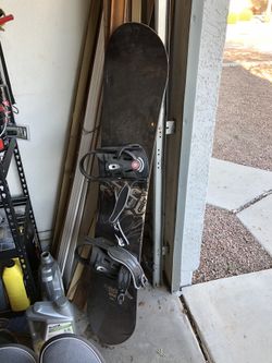 5150 nomad series 146cm snowboard for Sale in San Diego, CA