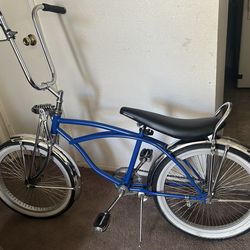 Huge 3 family yard sale