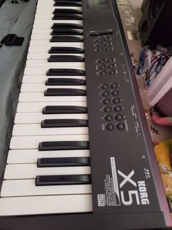 Korg  x5