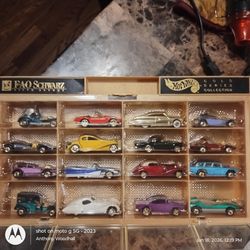 Hotwheels 16 car F.A.O. Schwarz GOLD SERIES COLLECTION