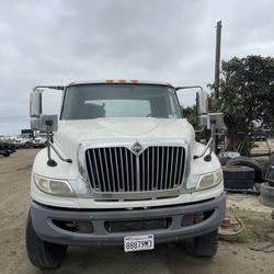 2012 International Dura star 4300