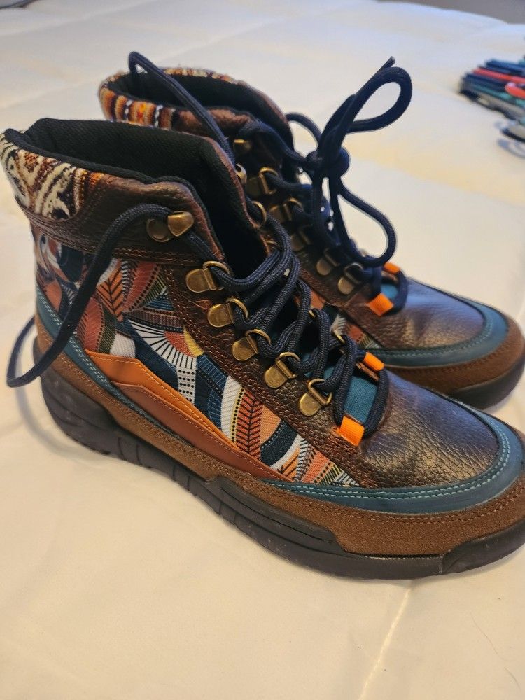 Inkkas Hiking Boots