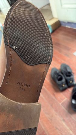 Mens shoes