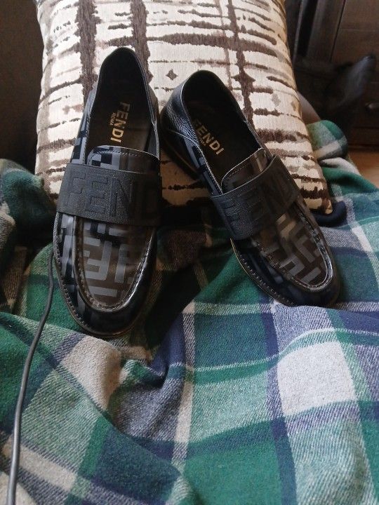 Fendi Fasion Loafers