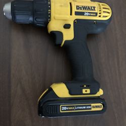 DEWALT 20v max Drill with Battery