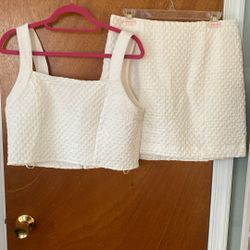White textured skirt and crop top set 