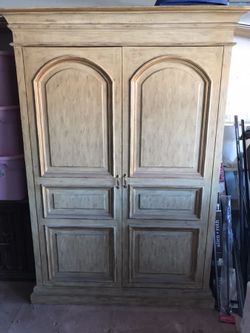 Armoire