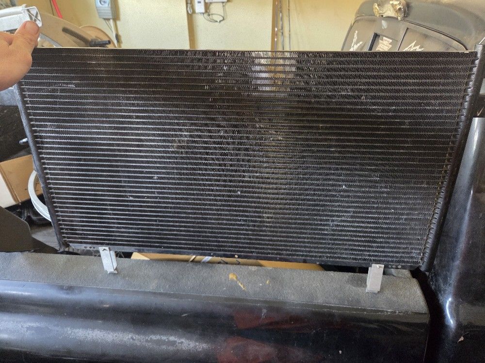 99 Infiniti Qx4 Ac Condensor