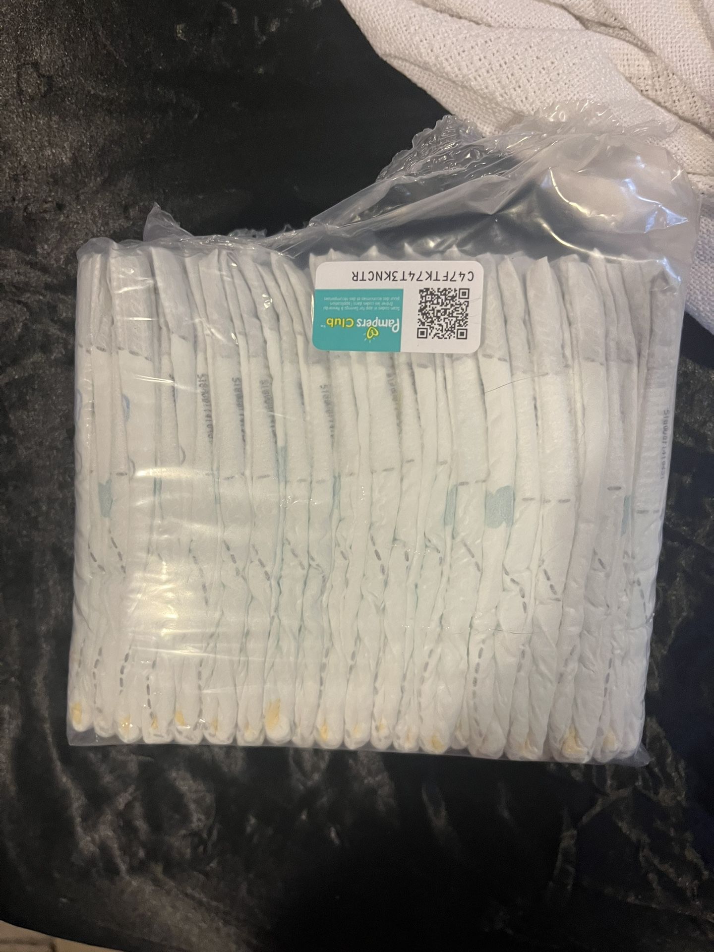 diapers newborn pampers