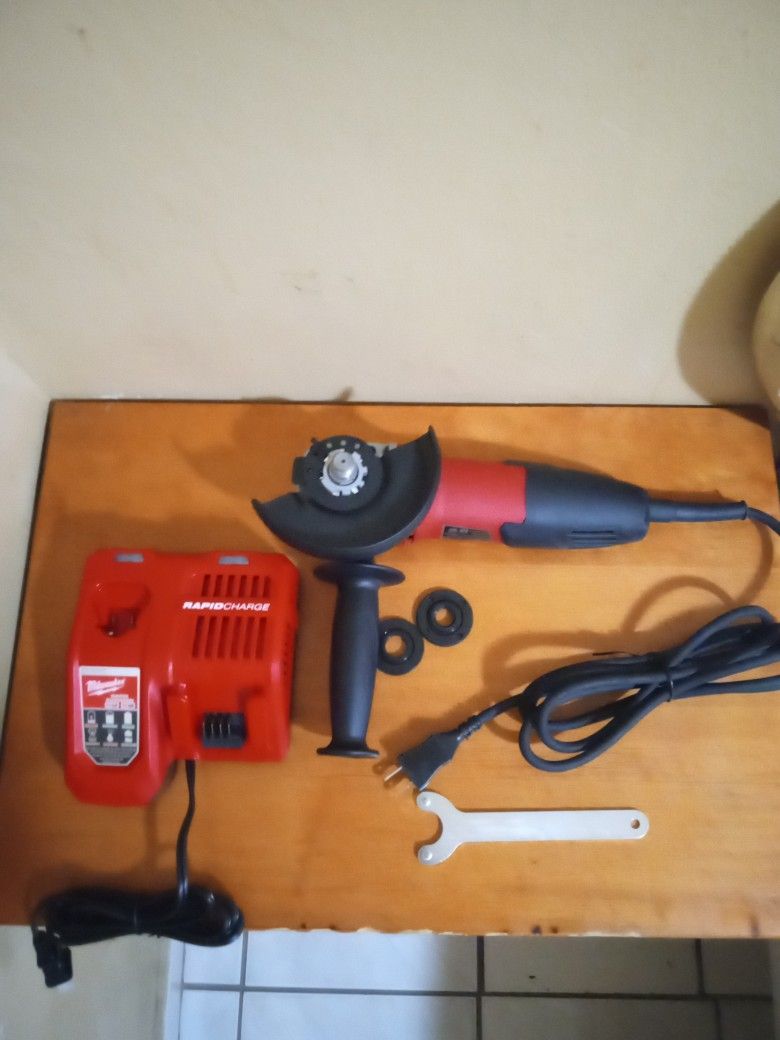 Milwaukee Tools