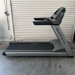 Matrix Commercial Grade Treadmill T3X (TM707)