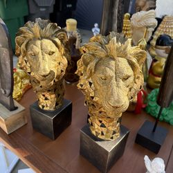 Sandstone Lion Canvas 