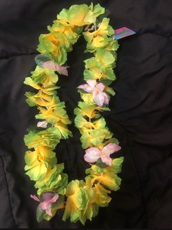 New! Hawaiian Luau Leis 1 dozen