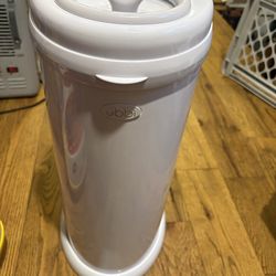 Diaper pail ubbi