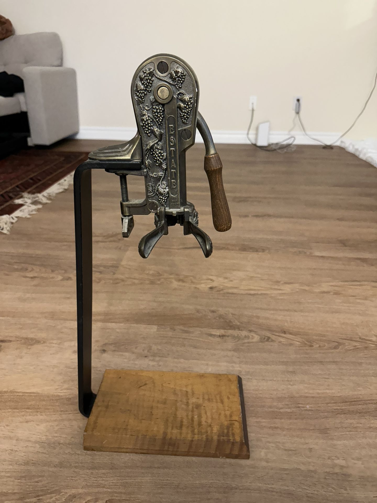 Rogar Estate Antique Brass Table Top Wine Bottle Opener w/ Wood Stand Corkscrew