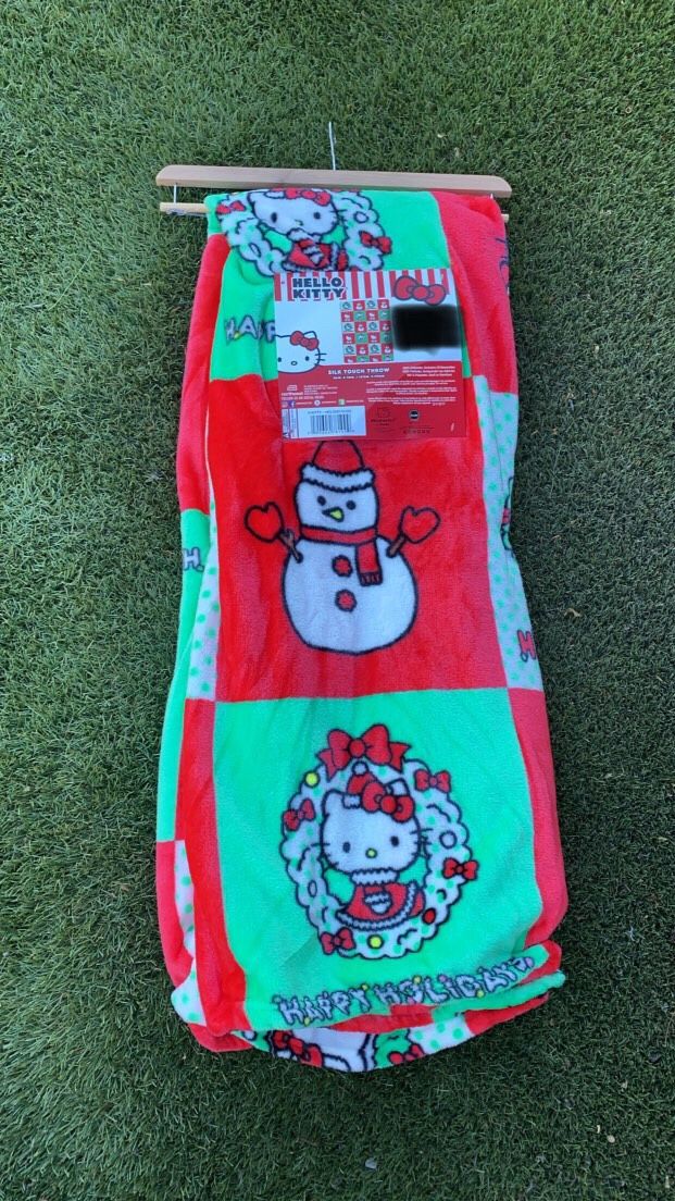 Hello Kitty Christmas Blanket