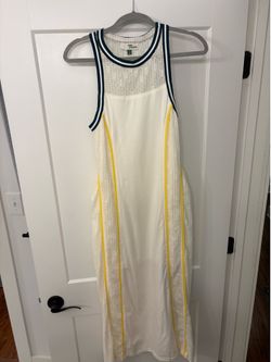 daily practice dress, size small