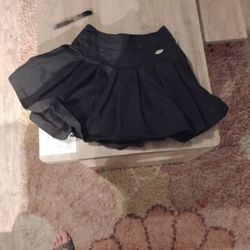 Guess Skorts Size Small