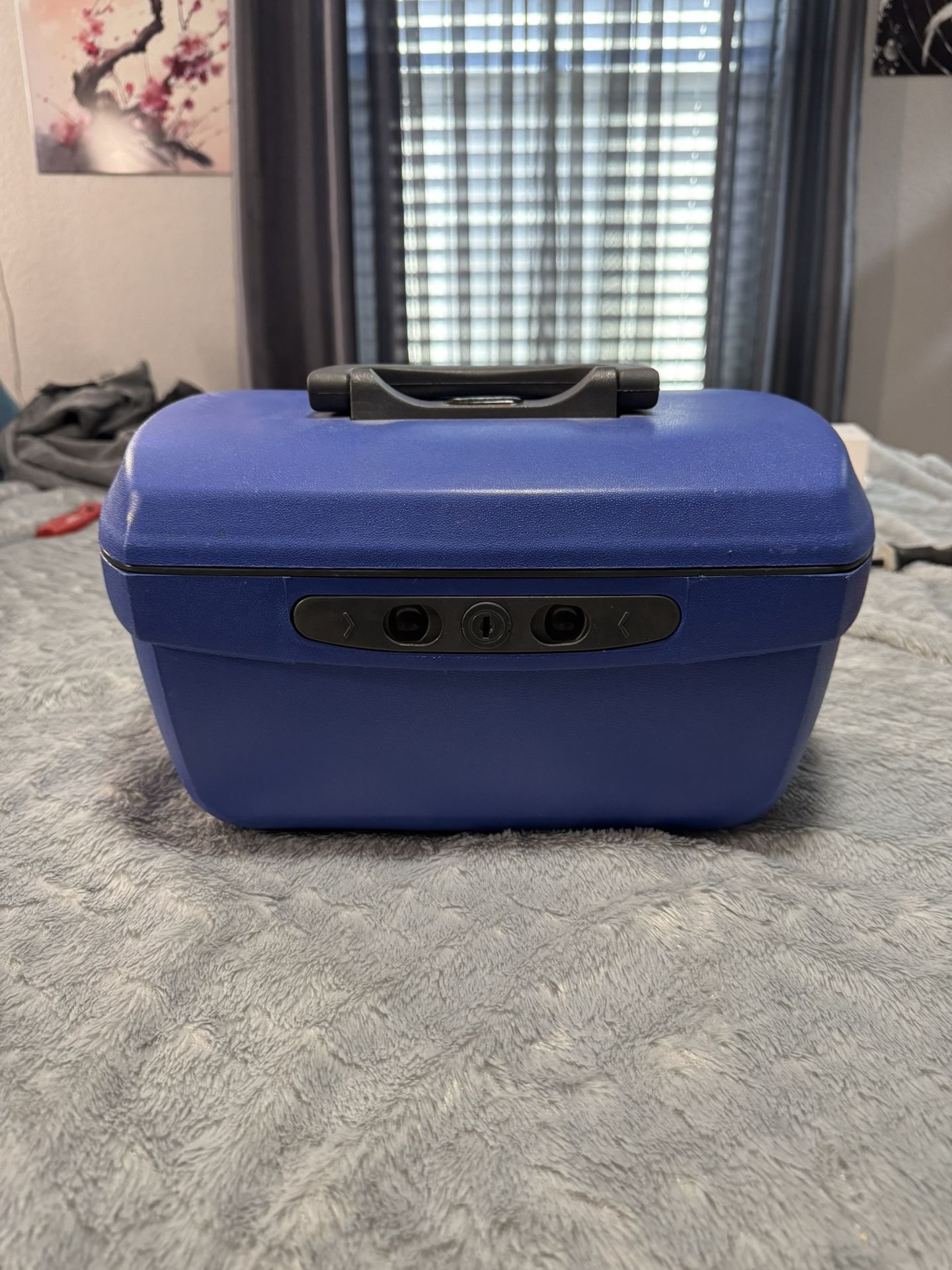 Small Container