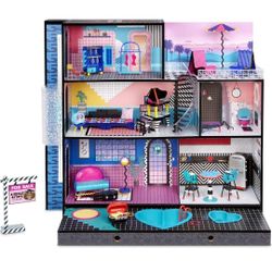 **FREE** LOL Dollhouse **FREE**