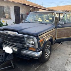 1990 Jeep Grand Wagoneer