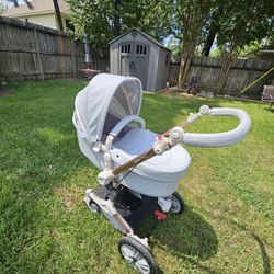 Hot Mom Stroller And Bassinet 
