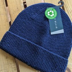 Beanie Perry Ellis 