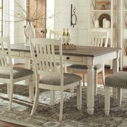 Bolanburg Antique White-Oak Dining Room Set

