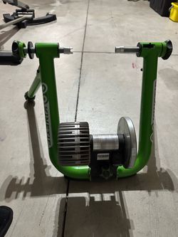Kinetic Bike Trainer with Riser