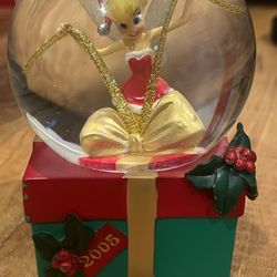 Disney Tinkerbell Christmas Snow globe