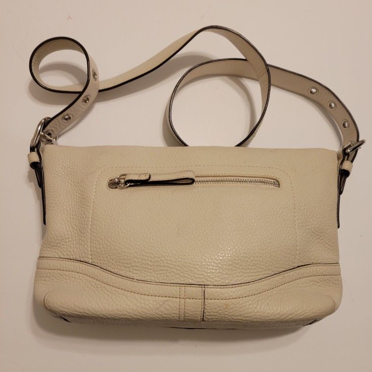 Coach Pebbled Leather Handbag Taupe Excellent Condition