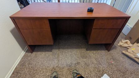 Office Desk 30x60 4 Drawers Great Condition. Solid