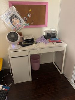 White IKEA desk