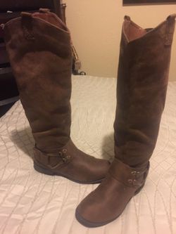 BOTAS DE MUJER SIZE 81/2