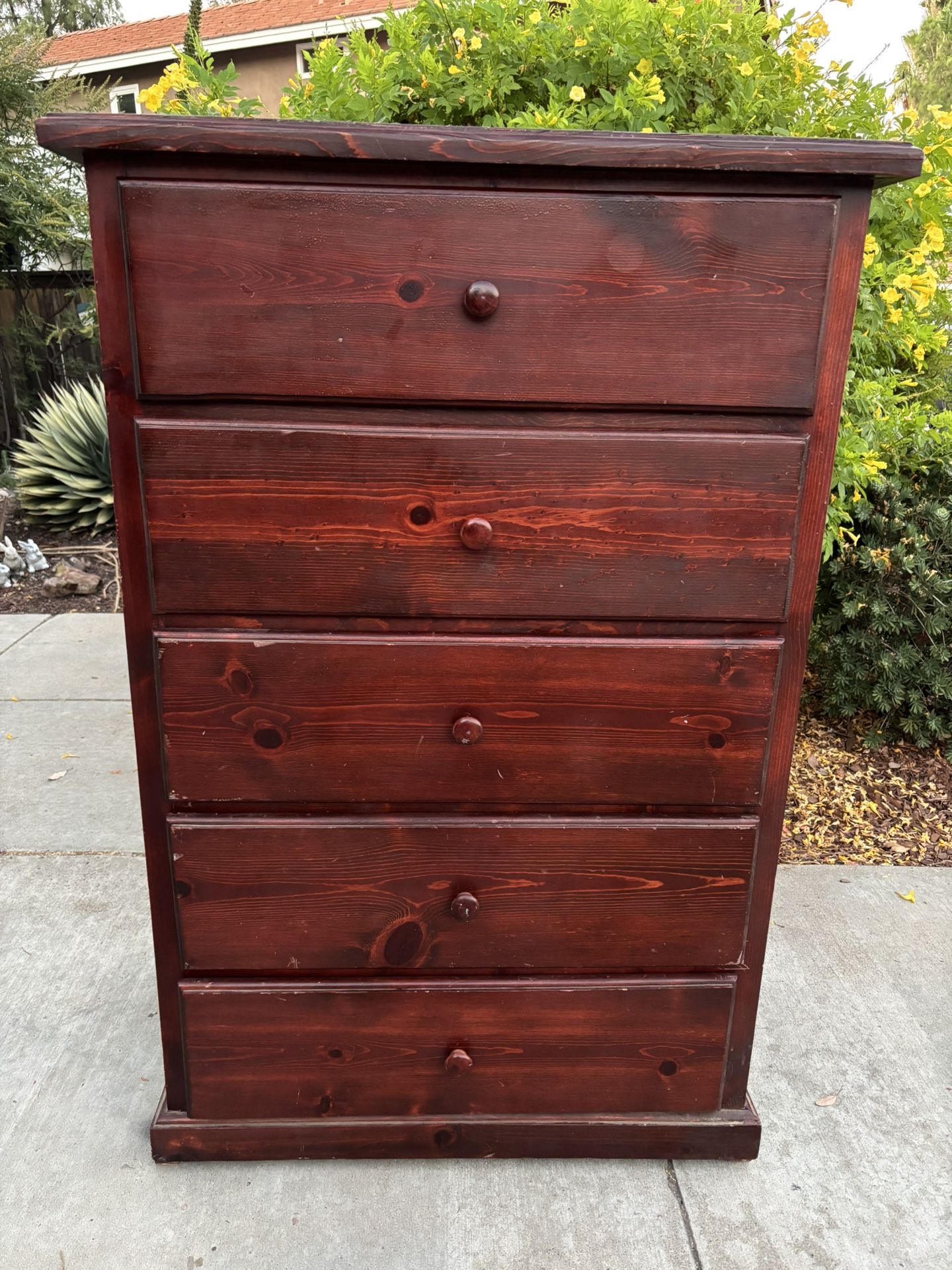 Solid Wood 5 Drawer Dresser Chest of Drawers Furniture Good Condition