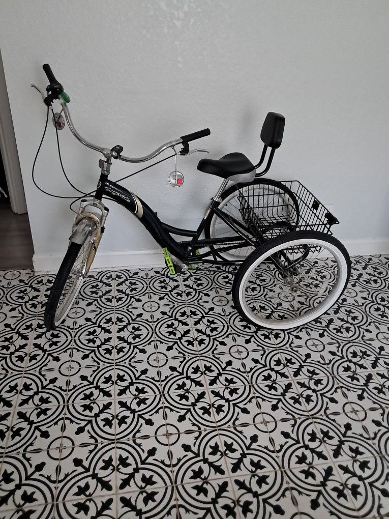 Three-wheel Bicycle