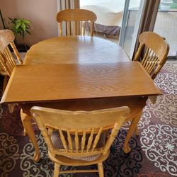 Dinner Table 6 Chairs 