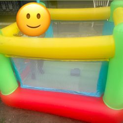 Fisher-Price Indoor Bouncer with Built-in Pump