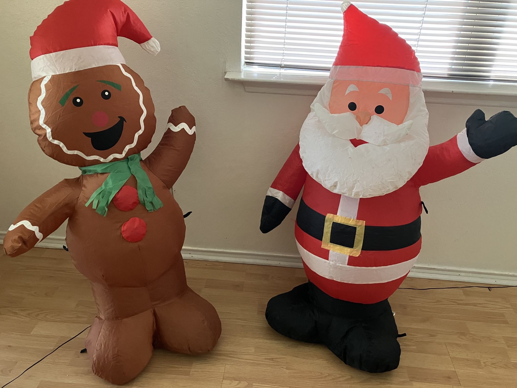 Inflatable Christmas Yard Decorations