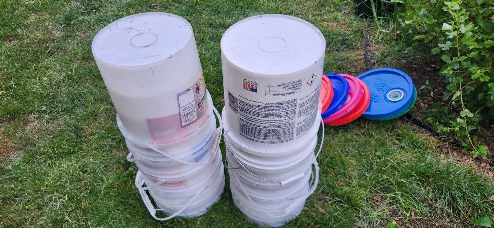 5 Gallon Bucket