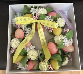 Beautiful Easter 🐣 Wreath $5