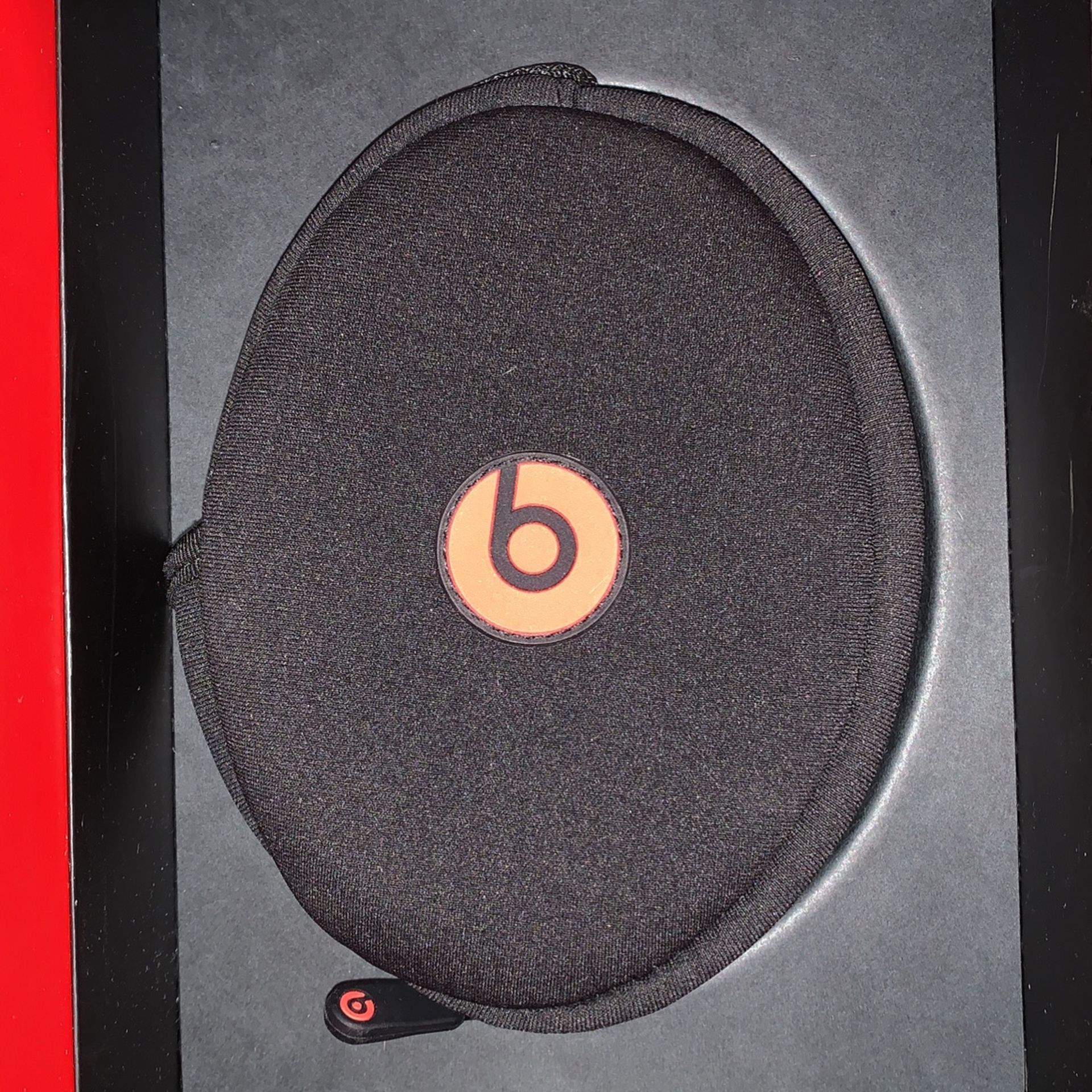 Beats by dre headphones CASE