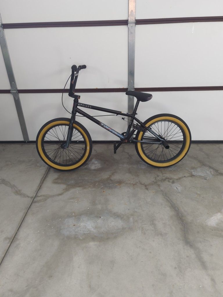 GT BMX Bike Barely Ridden 20.75