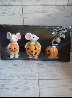 Target ceramic Halloween mice decor