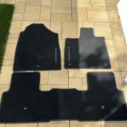 Honda Pilot floor mats