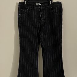 Black striped flatted jeans