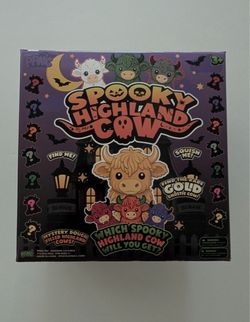 Spooky highland cow squishy